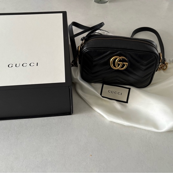 Authentic Mini Gucci Marmont Bag - Picture 2 of 10